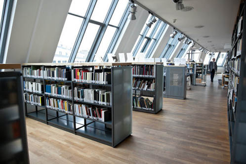 資本主義農(nóng)業(yè)中剩余價(jià)值的具體形式包括(　)__自考2020真題解析