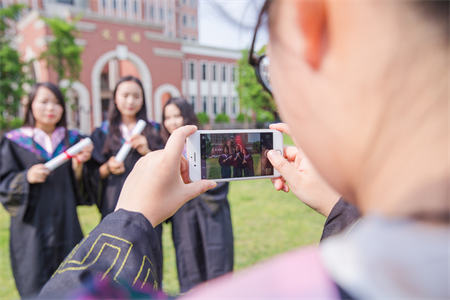 2023雙遼成人高考本科畢業能做什么